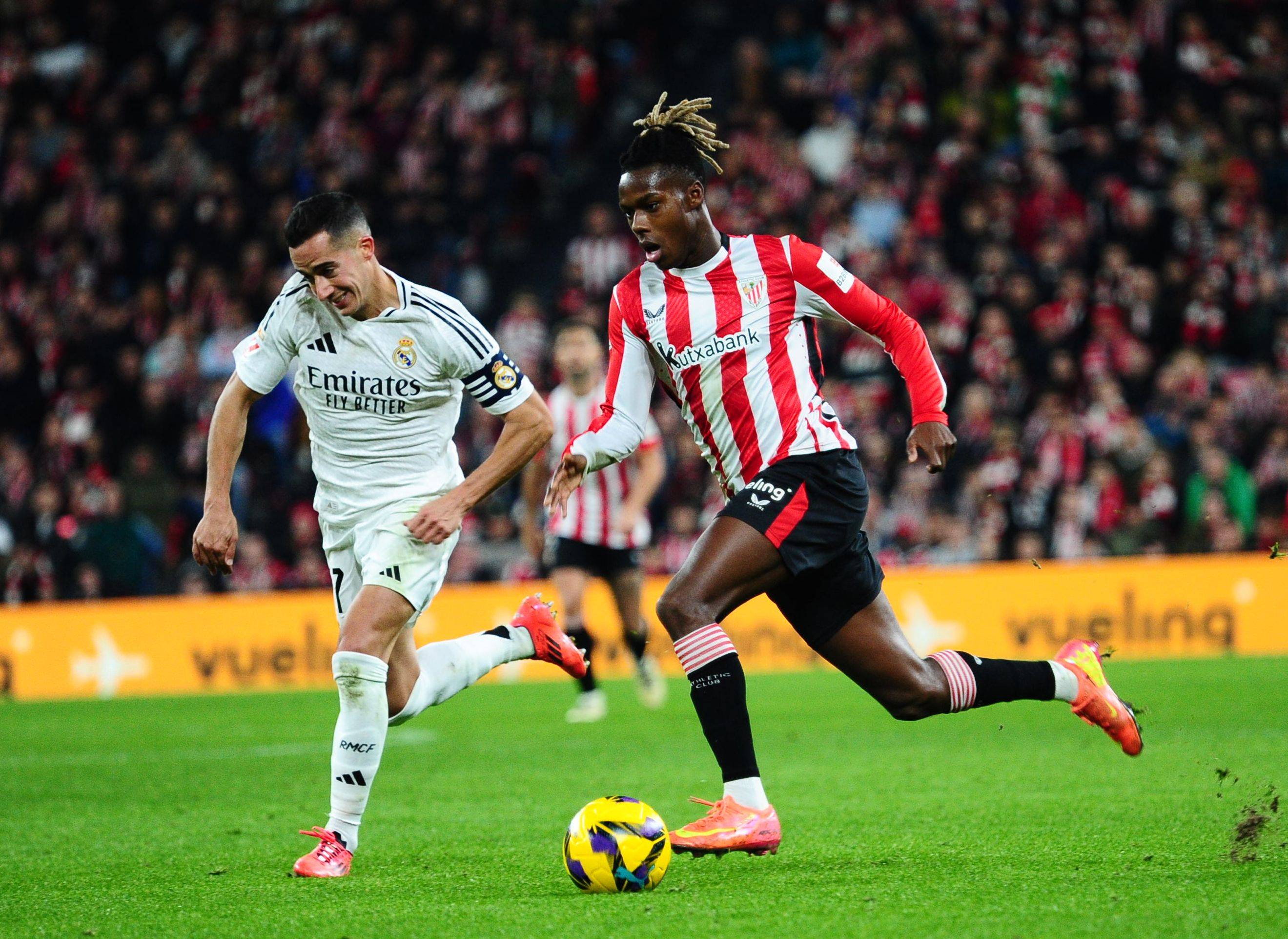 周六意甲前瞻：那不勒斯VS萨索洛 主场劲旅争四抢分 客队残阵保级死守攻防博弈比分预测